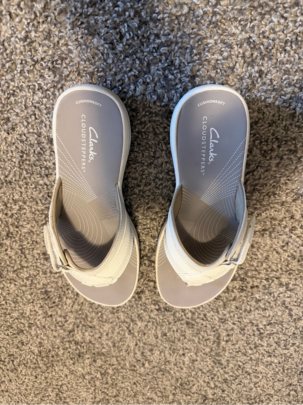 Clarks Women's White Slide Sandals - Picture 9 of 16
